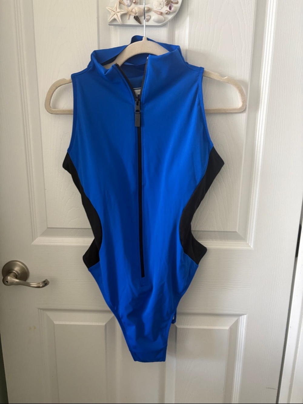 TA3 High Cut Sleeveless Surfy One Piece